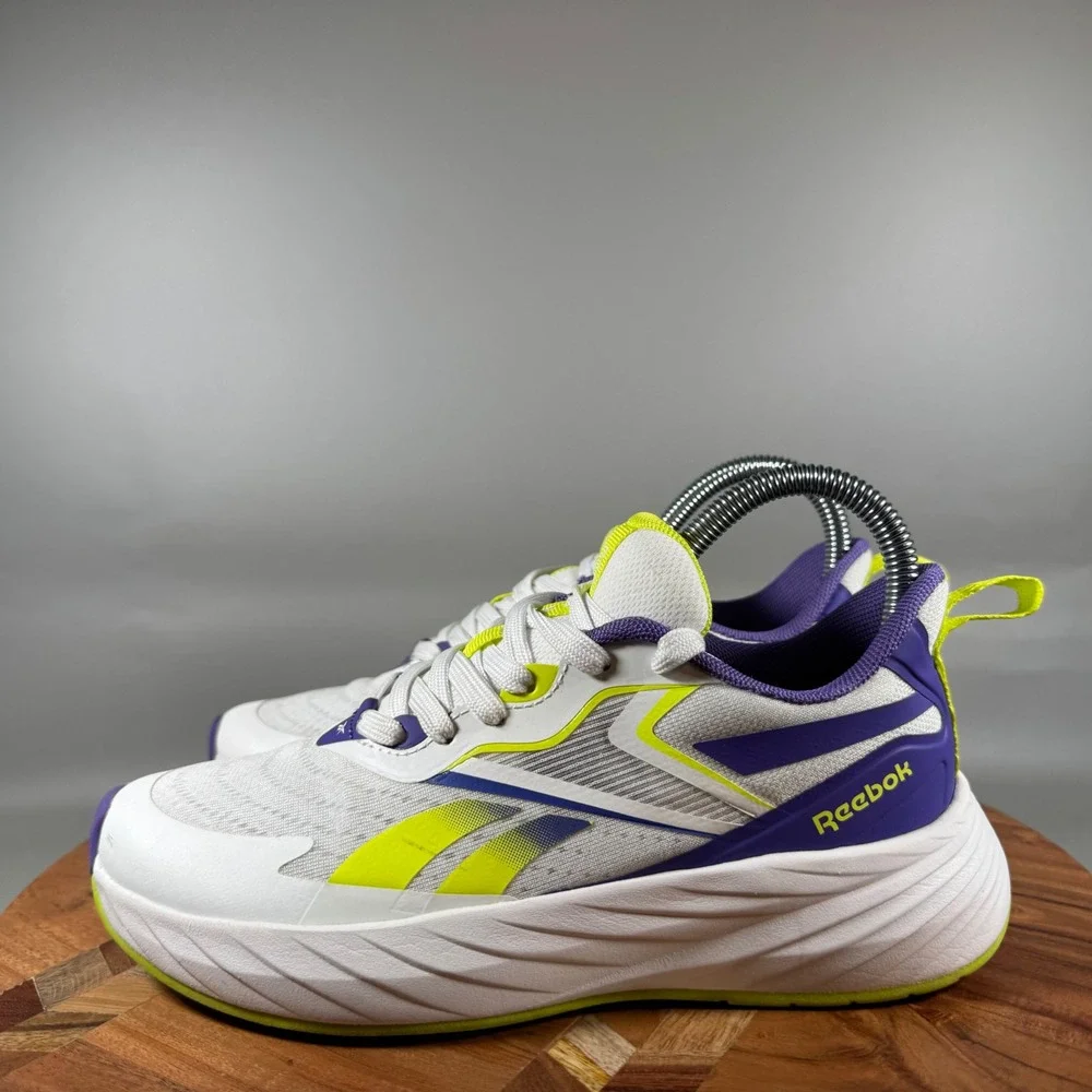 Reebok very good